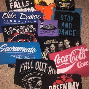 T-Shirt lot (13 shirts)